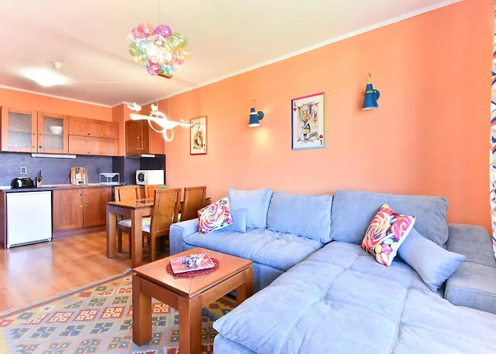 Cedar Iii - One Bdrm Flat B18 בנסקו